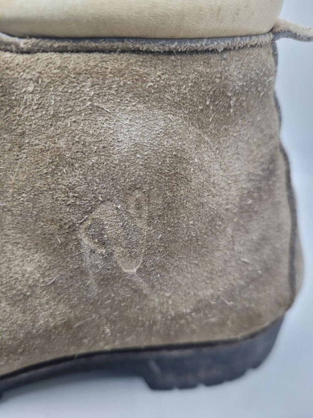 VTG Vasque Hiking Boots 5.5 Made In Italy Suede Leather Vibram Sole Outdoor - Picture 8 of 10